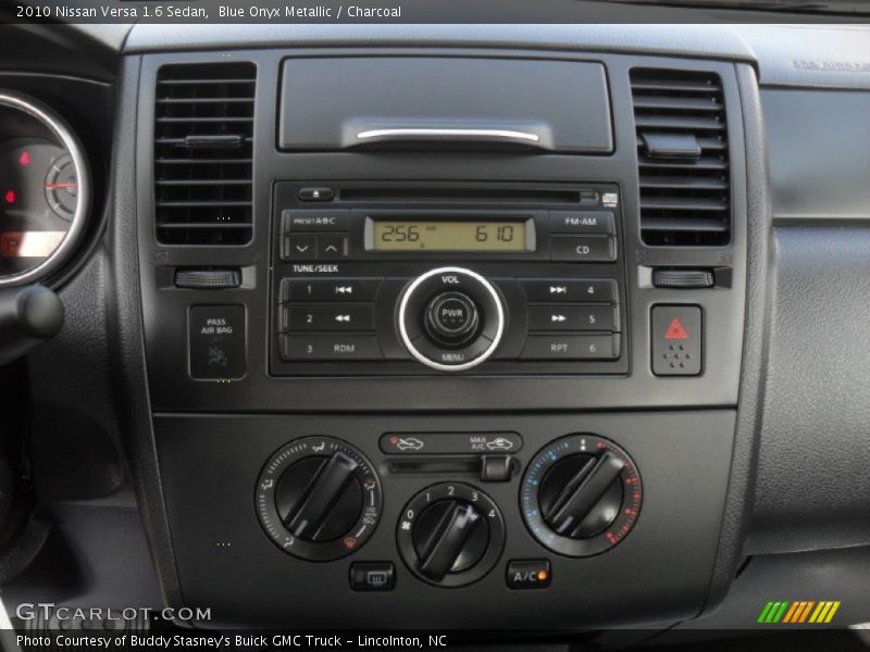 Blue Onyx Metallic / Charcoal 2010 Nissan Versa 1.6 Sedan