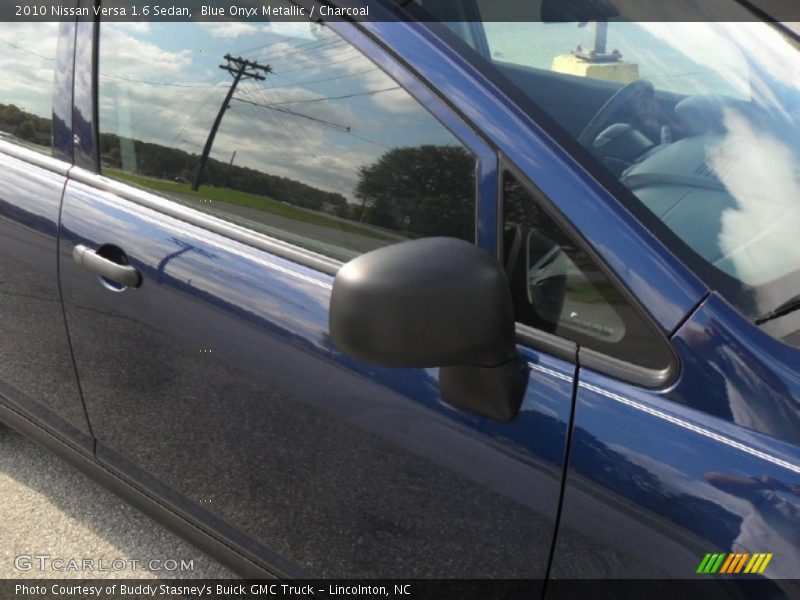 Blue Onyx Metallic / Charcoal 2010 Nissan Versa 1.6 Sedan