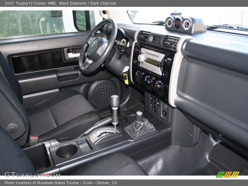 Black Diamond / Dark Charcoal 2007 Toyota FJ Cruiser 4WD