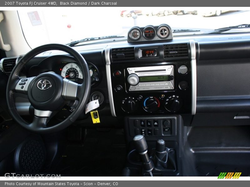 Black Diamond / Dark Charcoal 2007 Toyota FJ Cruiser 4WD