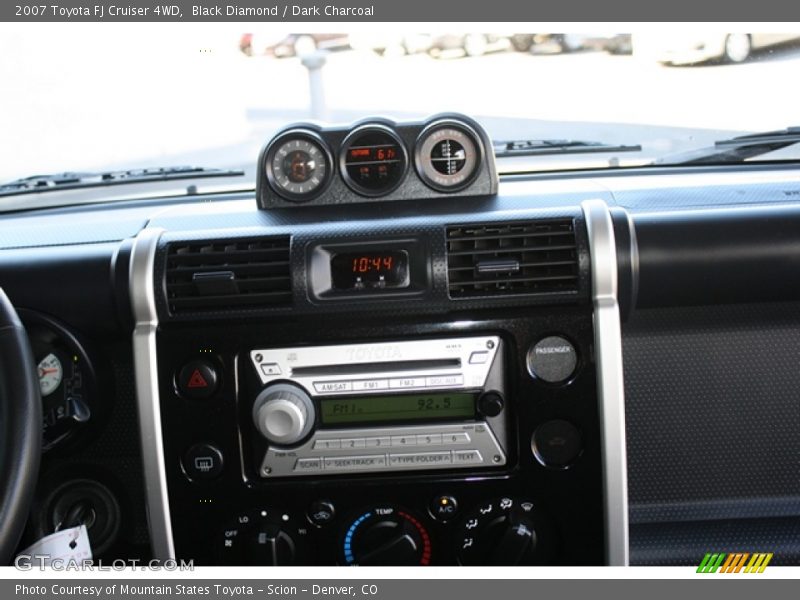 Black Diamond / Dark Charcoal 2007 Toyota FJ Cruiser 4WD