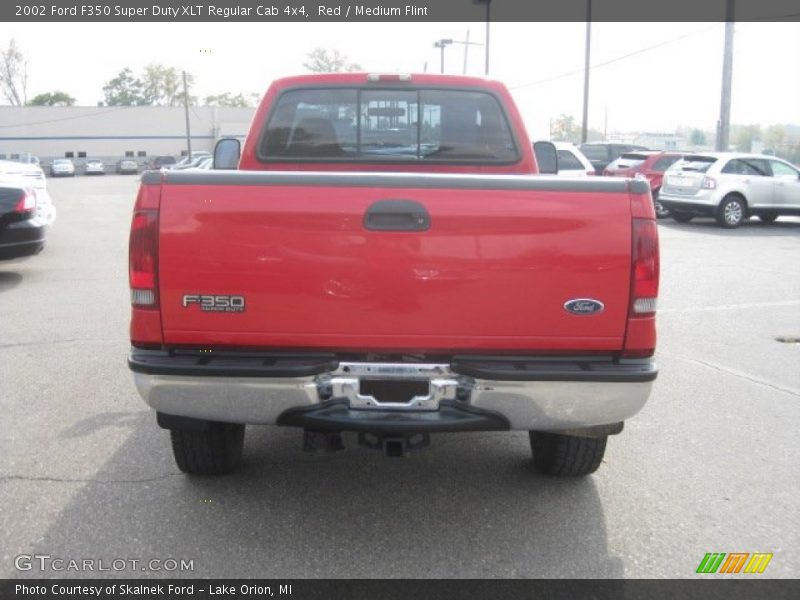 Red / Medium Flint 2002 Ford F350 Super Duty XLT Regular Cab 4x4