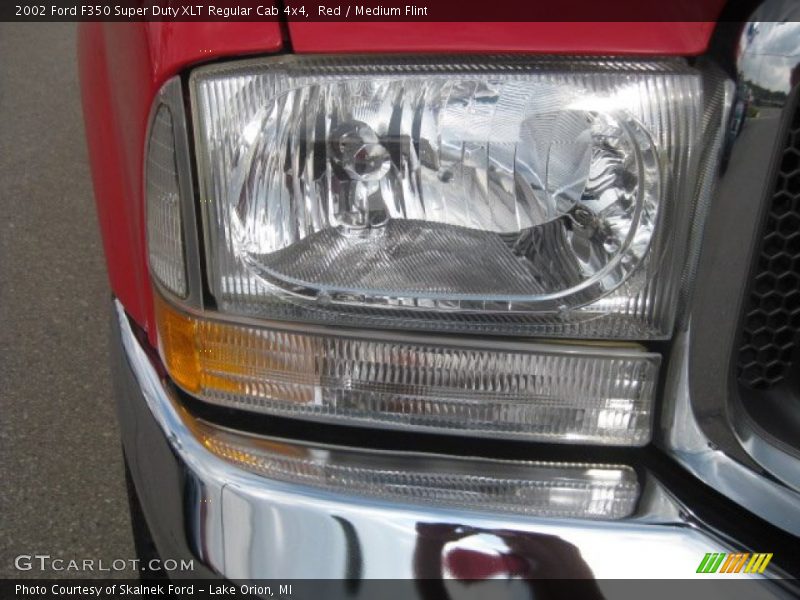 Red / Medium Flint 2002 Ford F350 Super Duty XLT Regular Cab 4x4