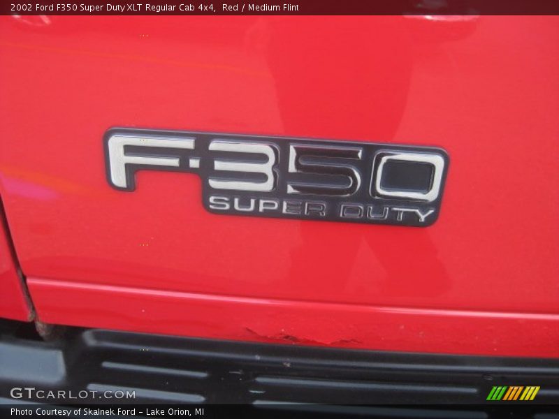  2002 F350 Super Duty XLT Regular Cab 4x4 Logo
