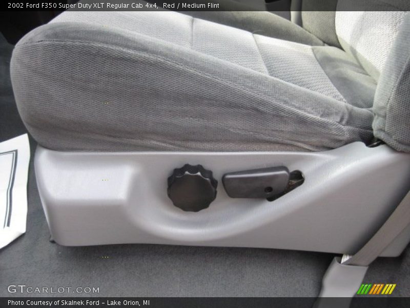 Red / Medium Flint 2002 Ford F350 Super Duty XLT Regular Cab 4x4