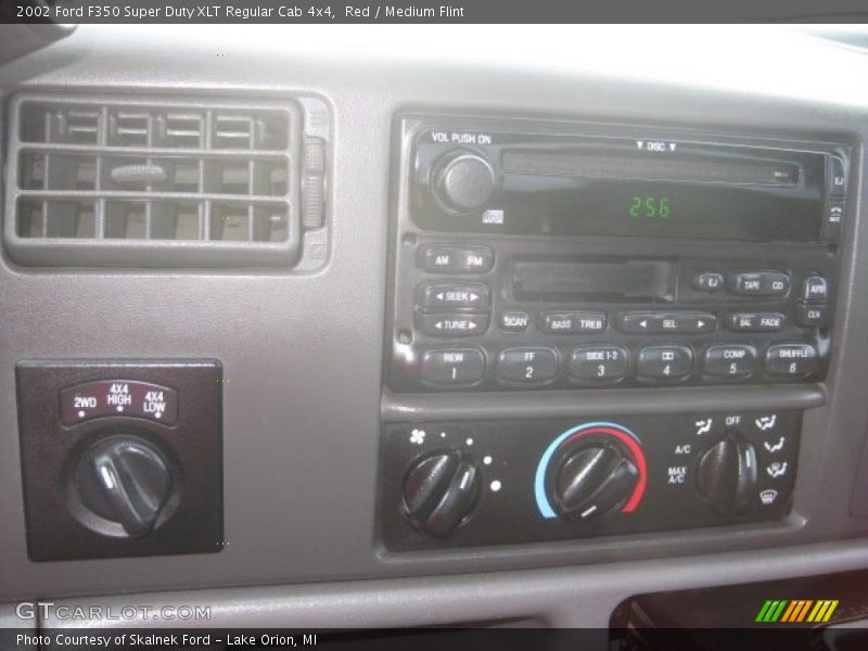 Red / Medium Flint 2002 Ford F350 Super Duty XLT Regular Cab 4x4