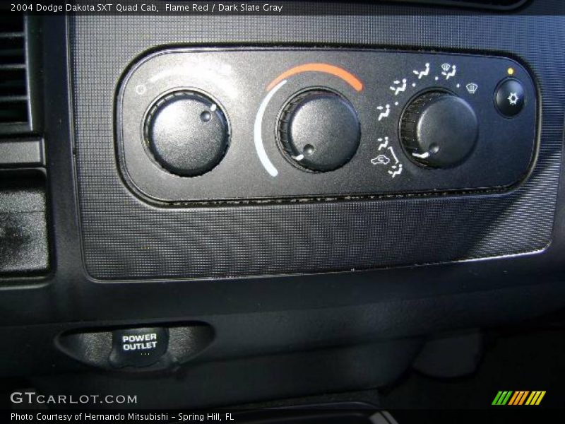 Flame Red / Dark Slate Gray 2004 Dodge Dakota SXT Quad Cab