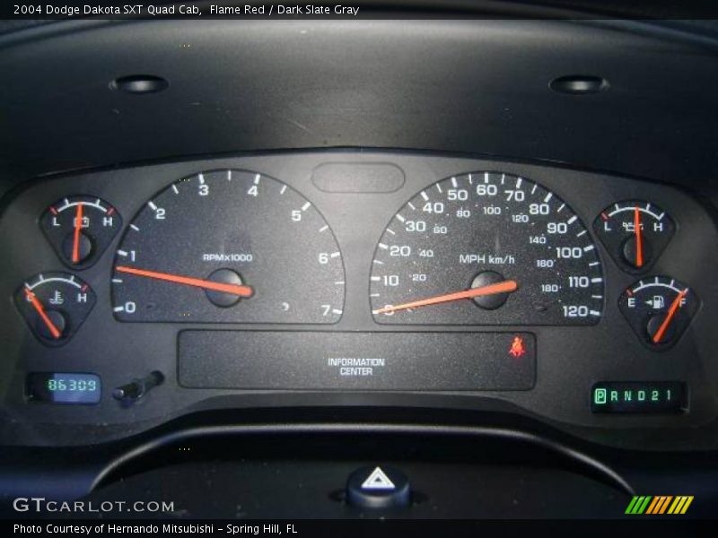 Flame Red / Dark Slate Gray 2004 Dodge Dakota SXT Quad Cab