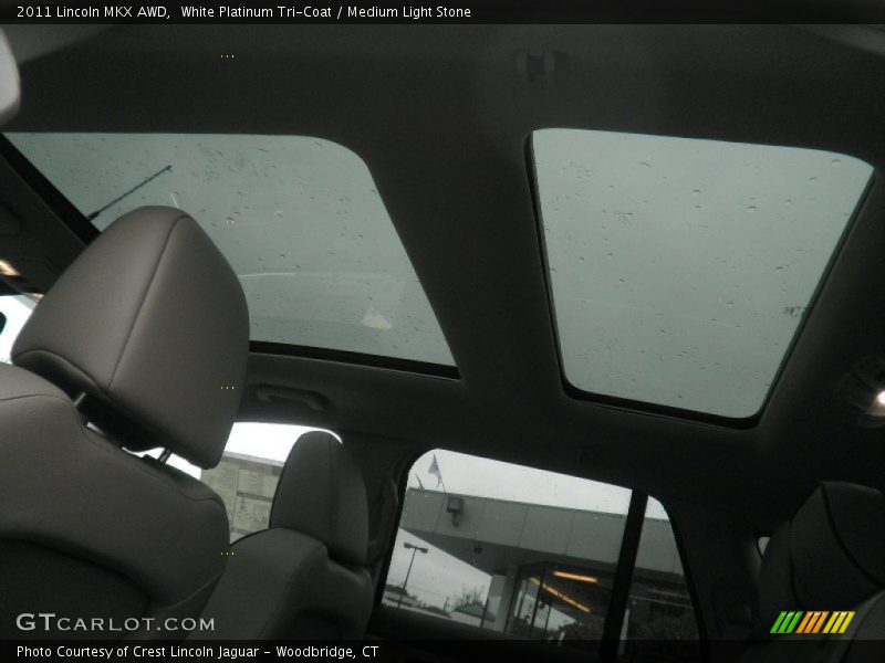 White Platinum Tri-Coat / Medium Light Stone 2011 Lincoln MKX AWD