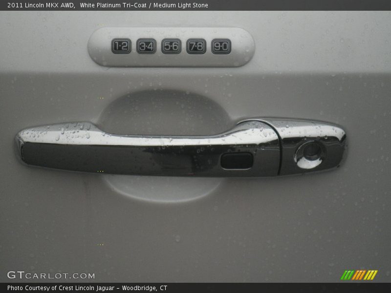 White Platinum Tri-Coat / Medium Light Stone 2011 Lincoln MKX AWD