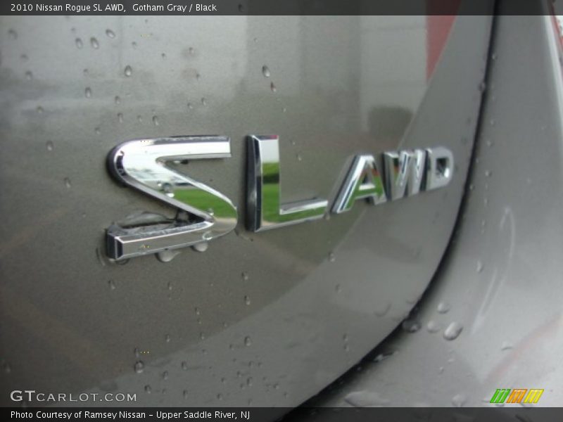 Gotham Gray / Black 2010 Nissan Rogue SL AWD