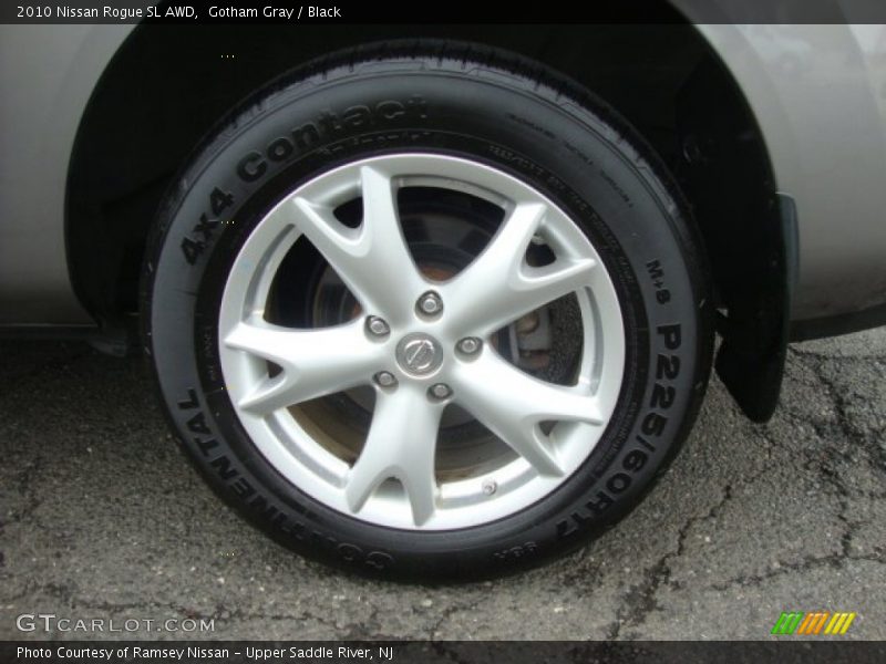 Gotham Gray / Black 2010 Nissan Rogue SL AWD