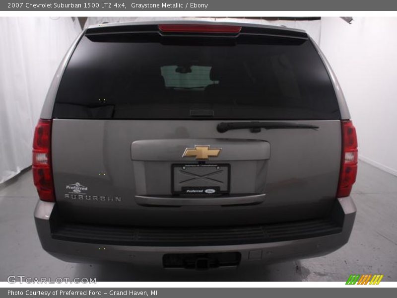 Graystone Metallic / Ebony 2007 Chevrolet Suburban 1500 LTZ 4x4