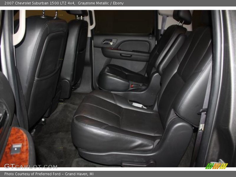 Graystone Metallic / Ebony 2007 Chevrolet Suburban 1500 LTZ 4x4