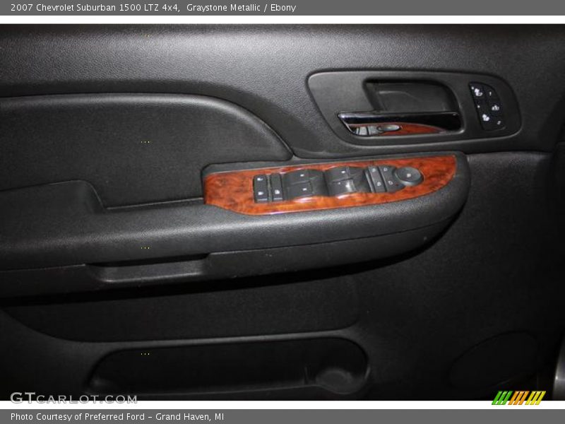 Graystone Metallic / Ebony 2007 Chevrolet Suburban 1500 LTZ 4x4