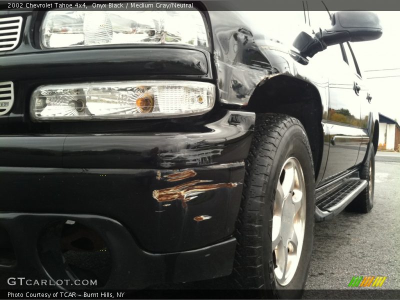 Onyx Black / Medium Gray/Neutral 2002 Chevrolet Tahoe 4x4