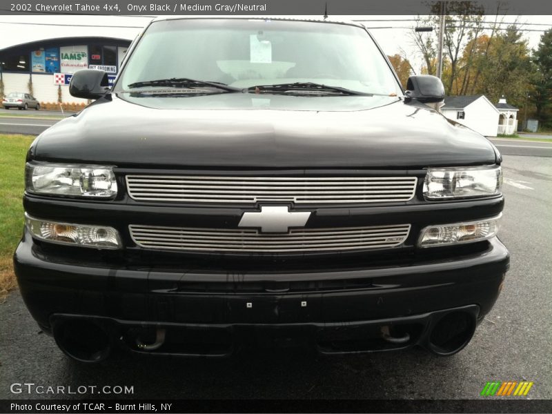 Onyx Black / Medium Gray/Neutral 2002 Chevrolet Tahoe 4x4