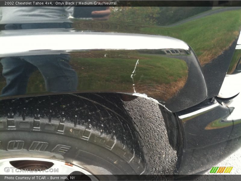 Onyx Black / Medium Gray/Neutral 2002 Chevrolet Tahoe 4x4