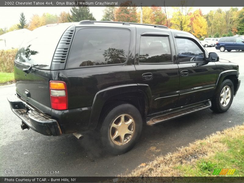 Onyx Black / Medium Gray/Neutral 2002 Chevrolet Tahoe 4x4