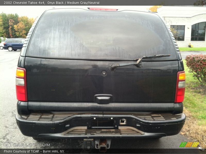 Onyx Black / Medium Gray/Neutral 2002 Chevrolet Tahoe 4x4