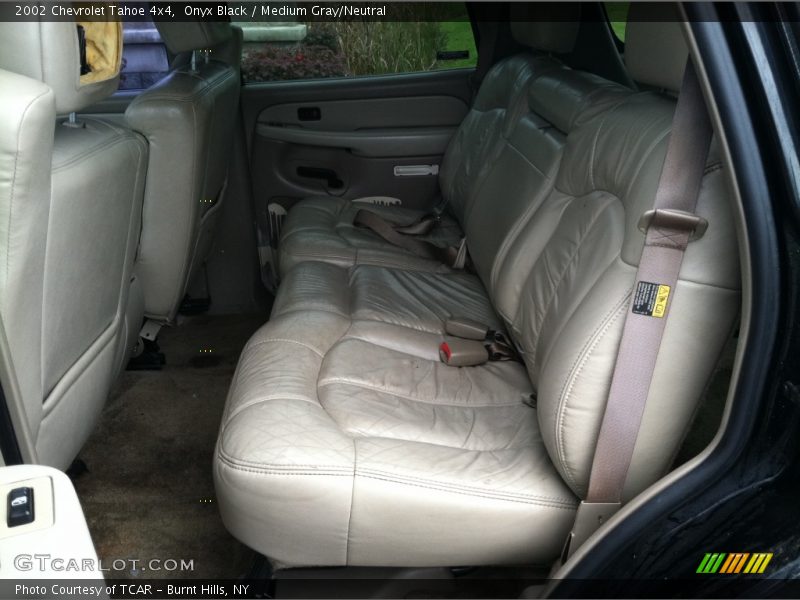 Onyx Black / Medium Gray/Neutral 2002 Chevrolet Tahoe 4x4