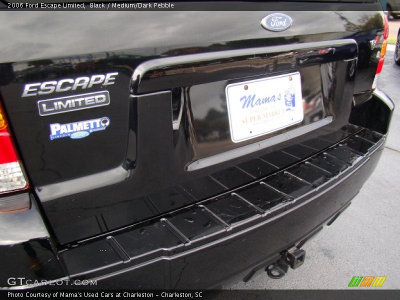 Black / Medium/Dark Pebble 2006 Ford Escape Limited