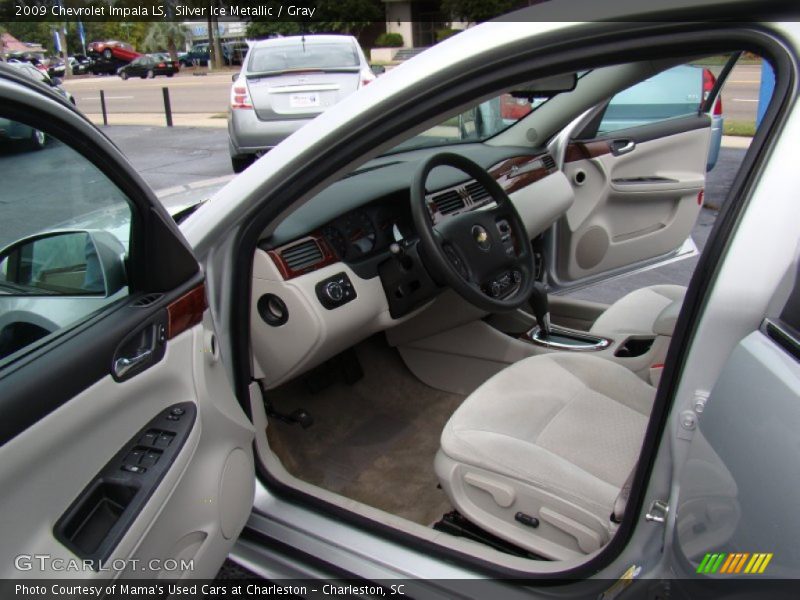 Silver Ice Metallic / Gray 2009 Chevrolet Impala LS
