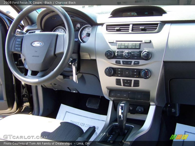Black / Charcoal Black 2008 Ford Focus SE Coupe