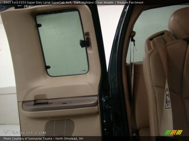 Dark Highland Green Metallic / Medium Parchment 2003 Ford F350 Super Duty Lariat SuperCab 4x4