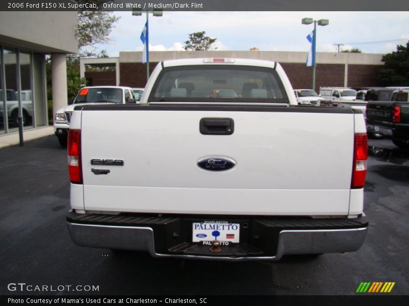 Oxford White / Medium/Dark Flint 2006 Ford F150 XL SuperCab