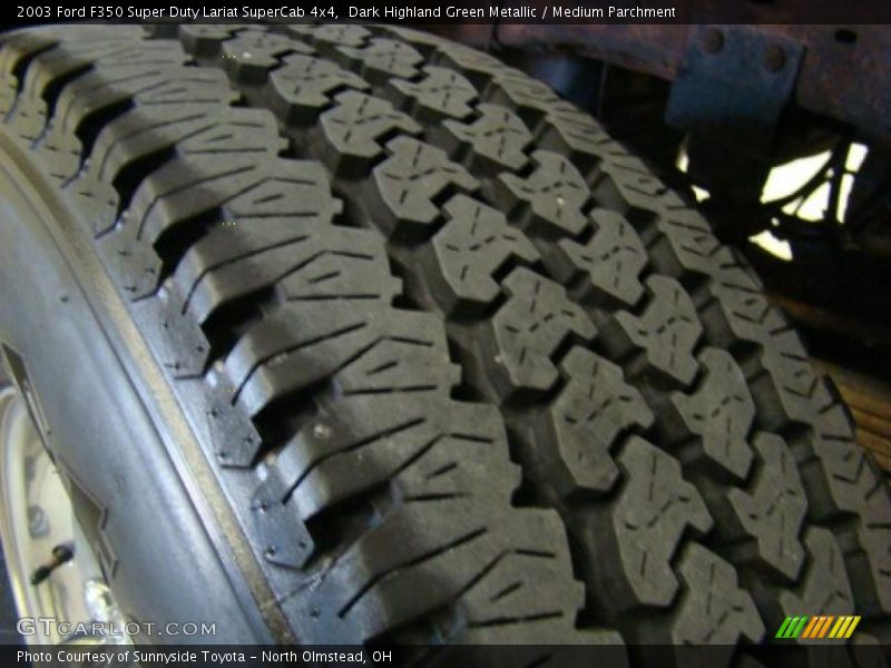 Dark Highland Green Metallic / Medium Parchment 2003 Ford F350 Super Duty Lariat SuperCab 4x4