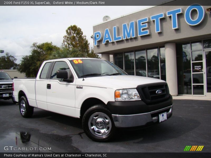 Oxford White / Medium/Dark Flint 2006 Ford F150 XL SuperCab
