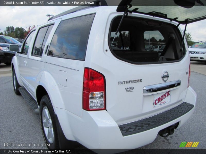 Avalanche White / Russet Brown 2008 Nissan Pathfinder SE