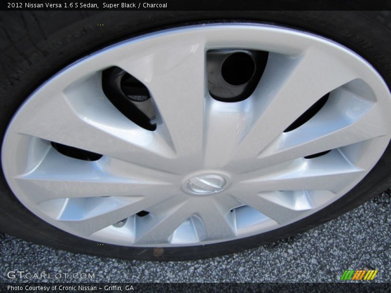Super Black / Charcoal 2012 Nissan Versa 1.6 S Sedan