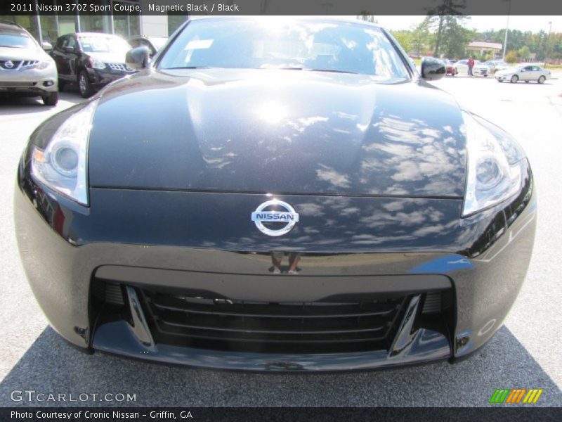 Magnetic Black / Black 2011 Nissan 370Z Sport Coupe