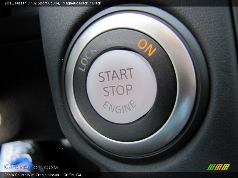 Controls of 2011 370Z Sport Coupe