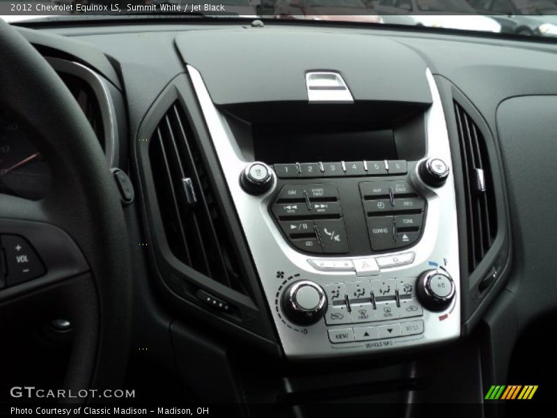 Summit White / Jet Black 2012 Chevrolet Equinox LS