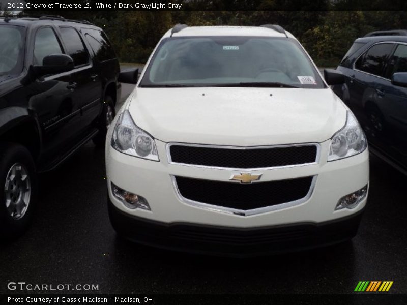 White / Dark Gray/Light Gray 2012 Chevrolet Traverse LS