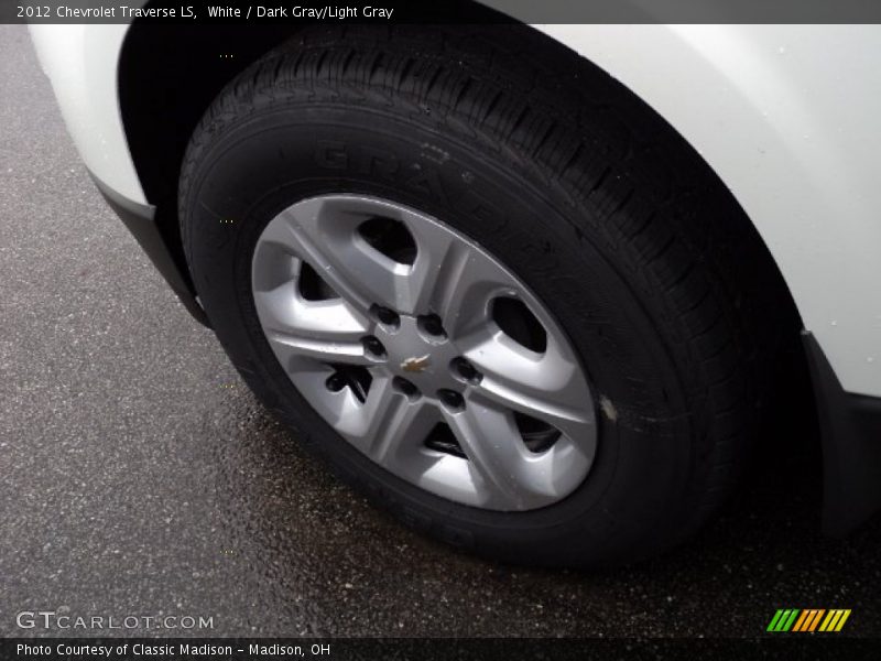 White / Dark Gray/Light Gray 2012 Chevrolet Traverse LS
