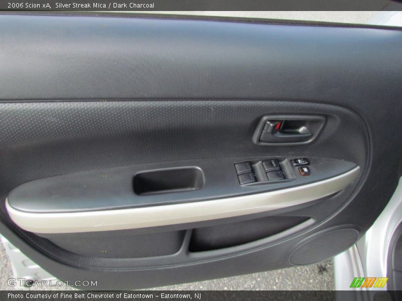Silver Streak Mica / Dark Charcoal 2006 Scion xA