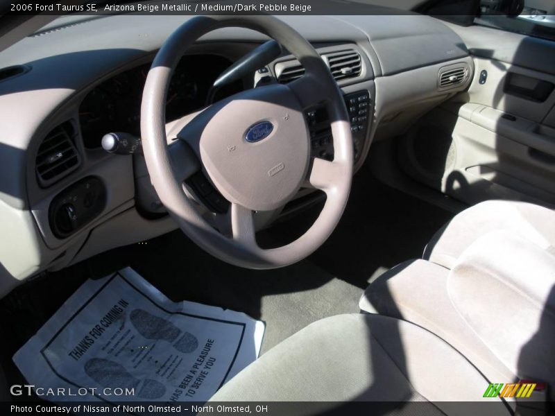 Arizona Beige Metallic / Medium/Dark Pebble Beige 2006 Ford Taurus SE