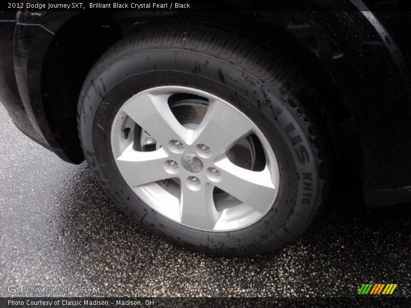 Brilliant Black Crystal Pearl / Black 2012 Dodge Journey SXT