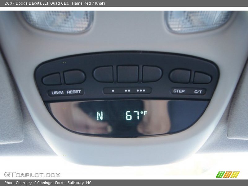 Controls of 2007 Dakota SLT Quad Cab