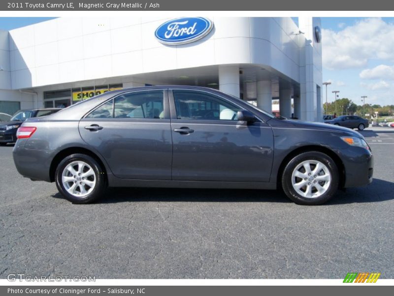 Magnetic Gray Metallic / Ash 2011 Toyota Camry LE
