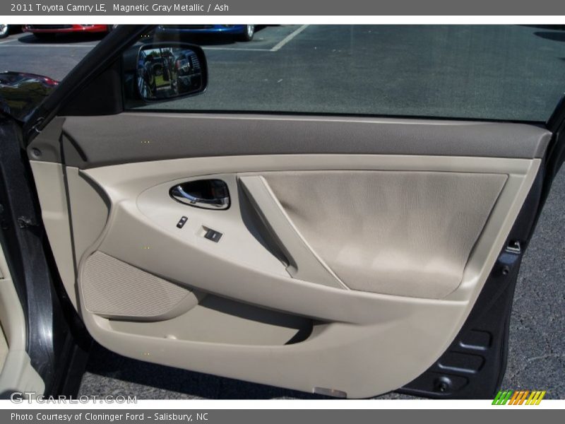 Magnetic Gray Metallic / Ash 2011 Toyota Camry LE