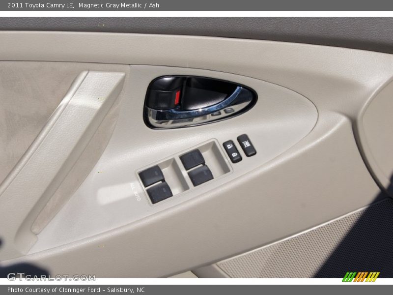 Magnetic Gray Metallic / Ash 2011 Toyota Camry LE