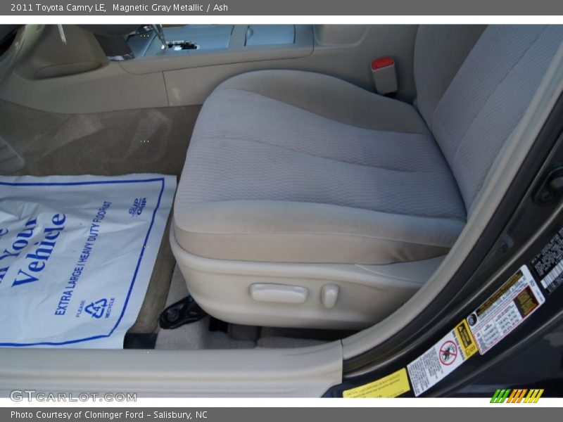 Magnetic Gray Metallic / Ash 2011 Toyota Camry LE