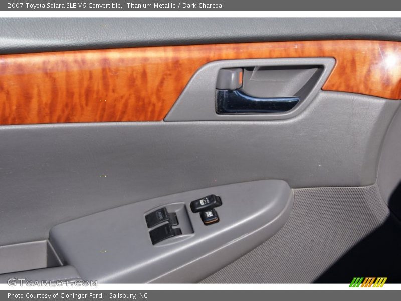 Titanium Metallic / Dark Charcoal 2007 Toyota Solara SLE V6 Convertible
