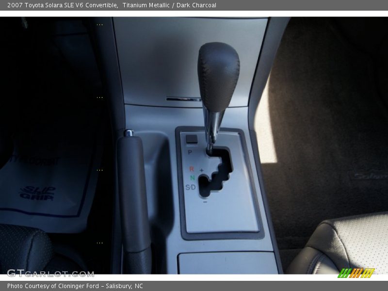 Titanium Metallic / Dark Charcoal 2007 Toyota Solara SLE V6 Convertible
