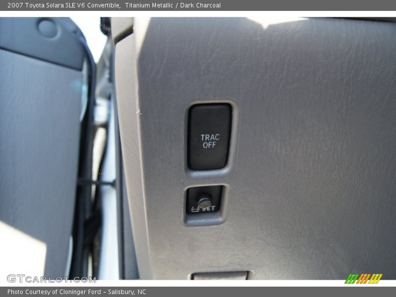 Titanium Metallic / Dark Charcoal 2007 Toyota Solara SLE V6 Convertible